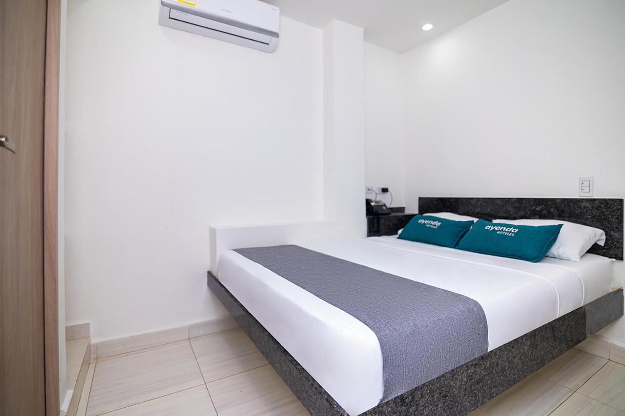 Hotel Esperanza Ac Cartagena Екстериор снимка